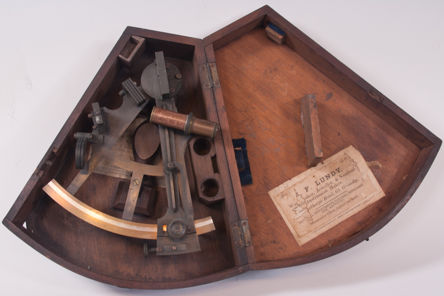 Ainsley Sextant