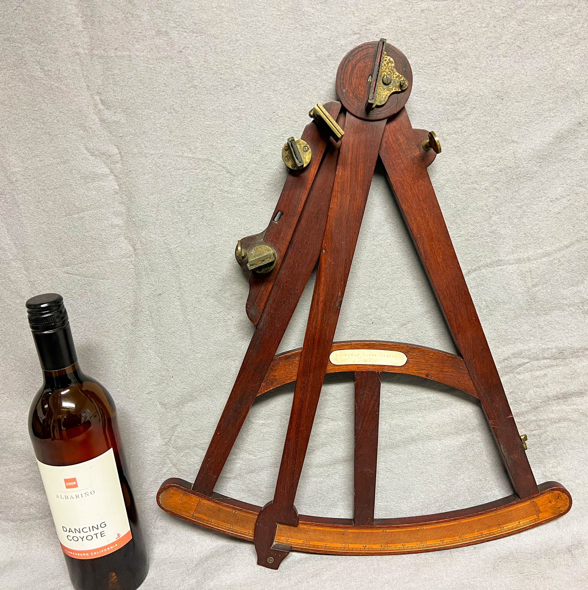 Hadleys Quadrant by John Uring